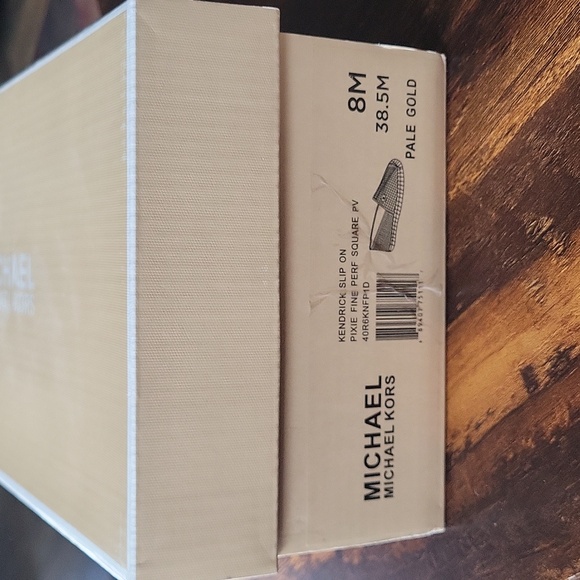 Michael Kors Kendrick Slip On - Picture 6 of 9